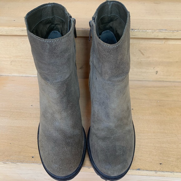 Sam Edelman Booties - Picture 2 of 3